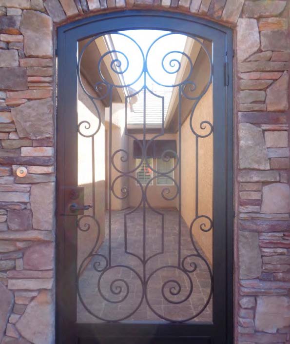 black-horizontal-panel-1800-between-posts